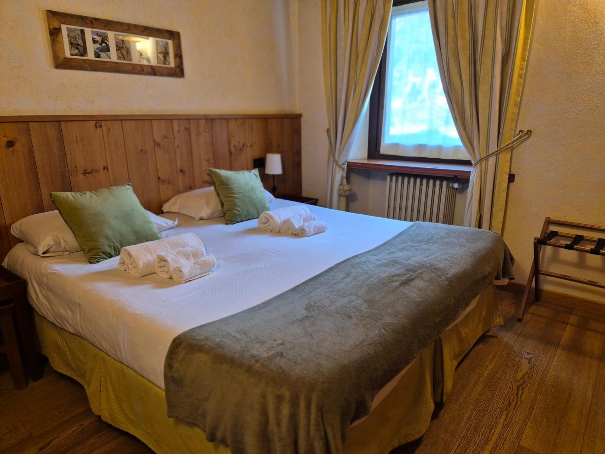 Hotel Dente Del Gigante Courmayeur Kültér fotó