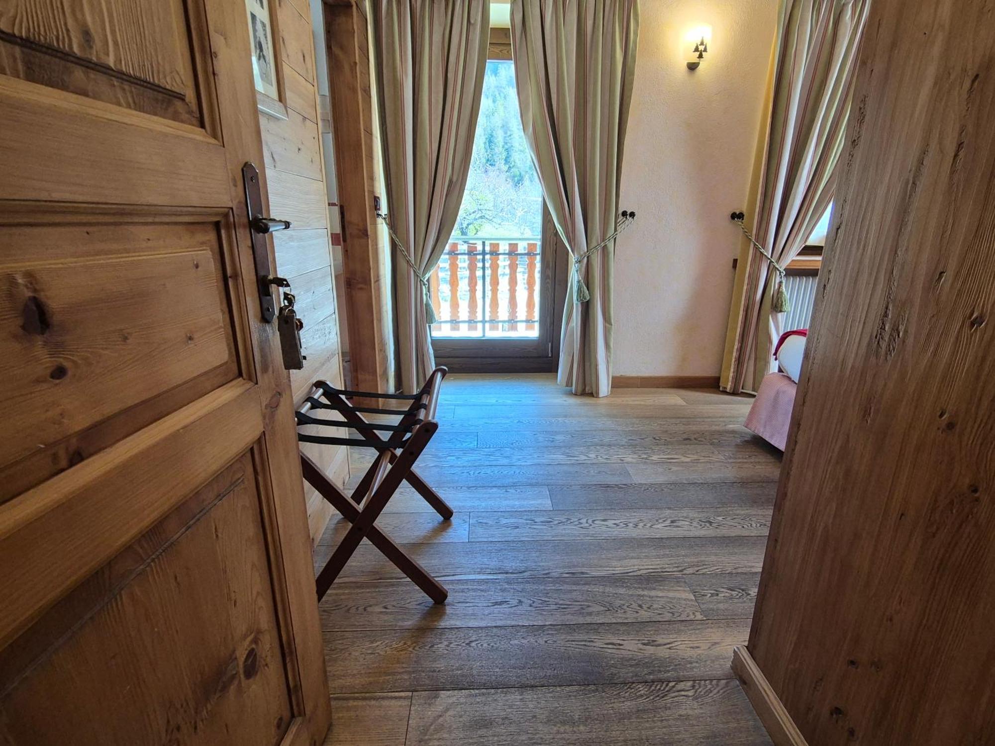 Hotel Dente Del Gigante Courmayeur Kültér fotó
